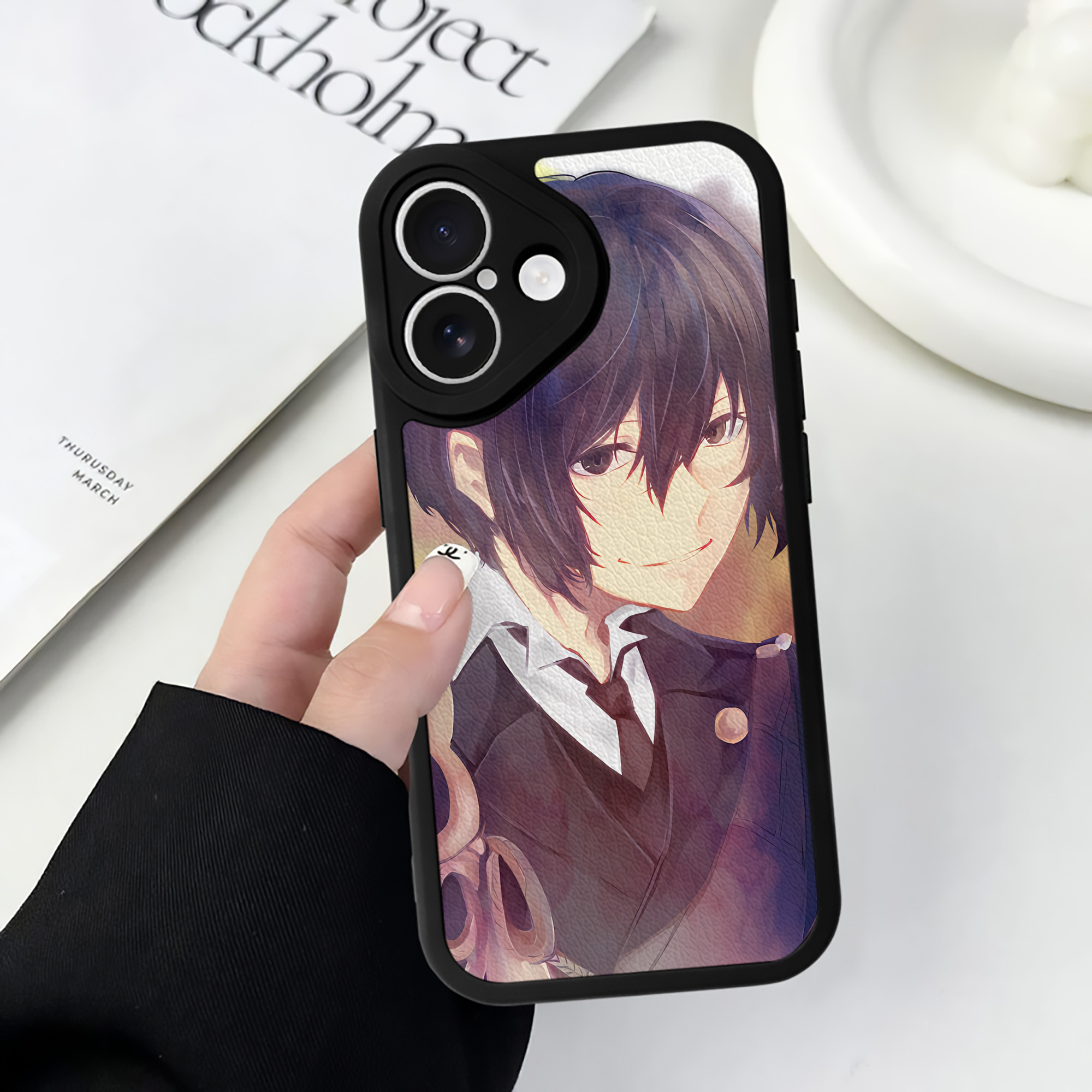 （画像用） 文豪ストレイドッグス Bungo Stray Dogs 【iPhone 16シリーズ対応】シリコンスマホケース（レザー調） 材質：シリコン